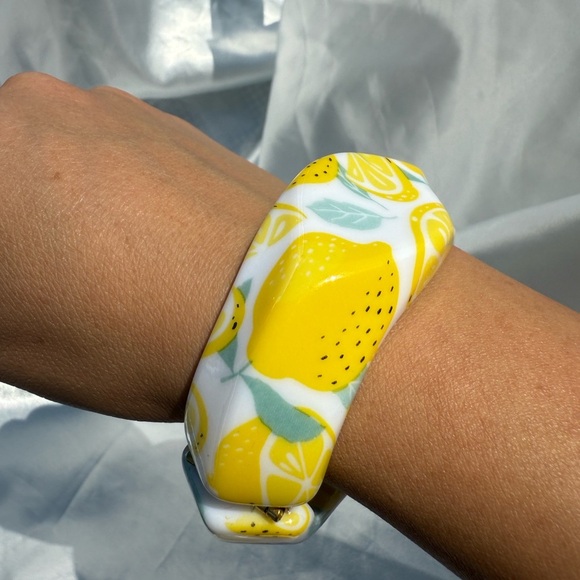 FREE PEOPLE Juicey summer strawberry bangle bracelet Arm Candy - Picture 1 of 7